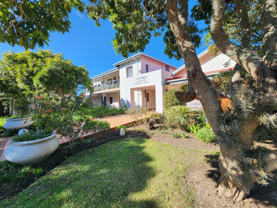 1 Bedroom Property for Sale in Hoekwil Western Cape